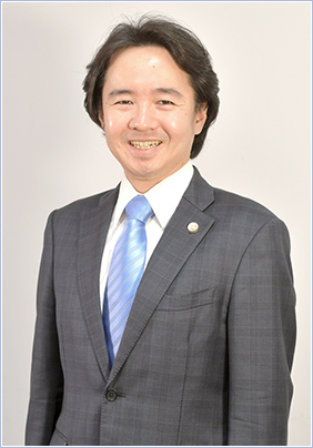 代表弁護士 萩原 隆志